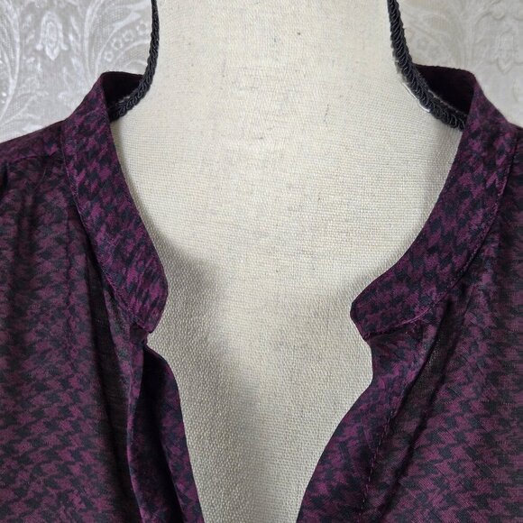 Joie Size Medium Purple Black Houndstooth Print Button Up Blouse Long Sleeve - Picture 3 of 12